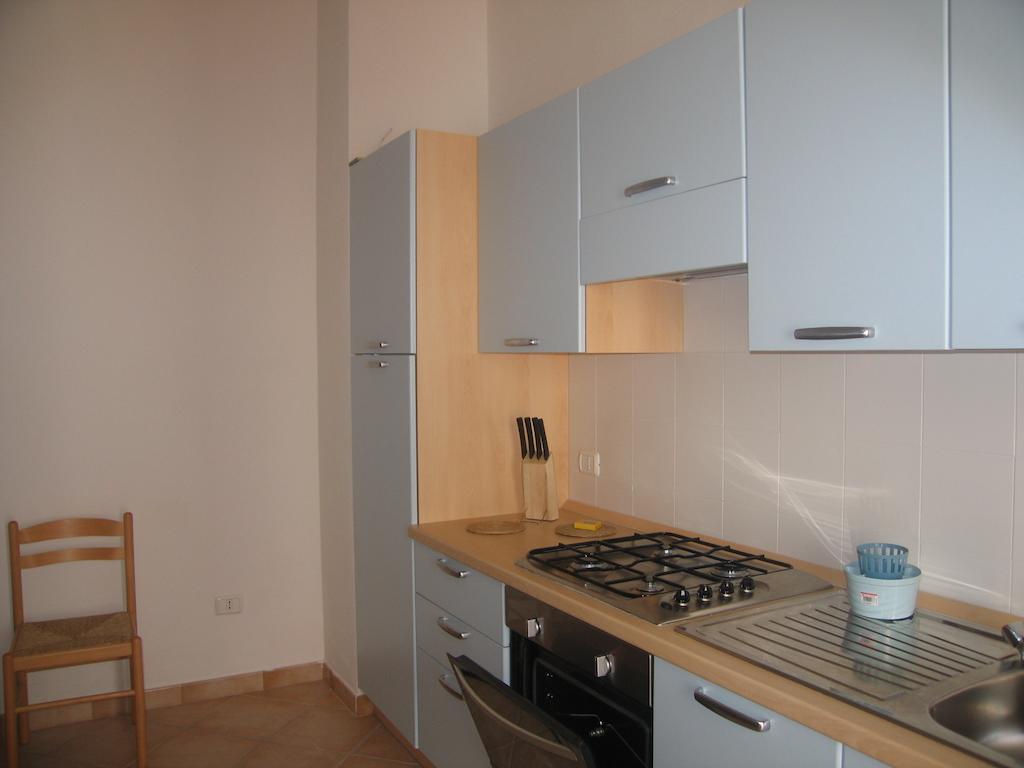 Residence Olimpo Santa Teresa Gallura Oda fotoğraf